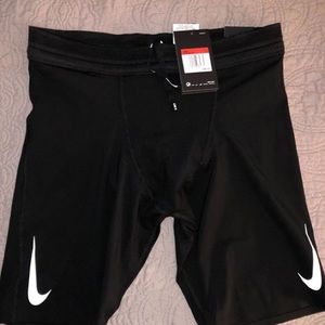 Nike AeroSwift Men's Half-Length Tights